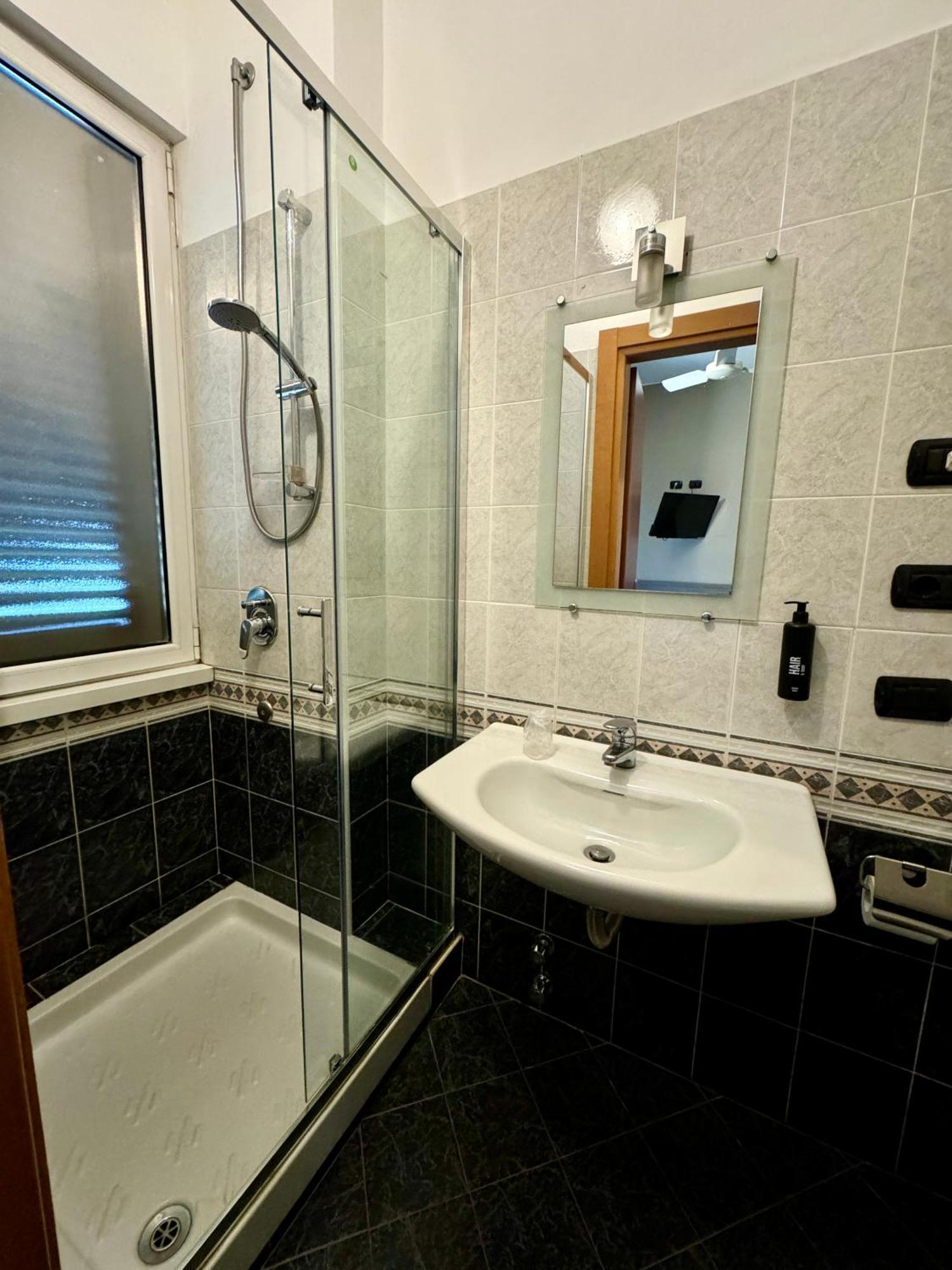 Hotel Parma ميلان المظهر الخارجي الصورة